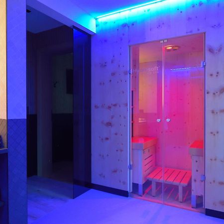 B&B Boutique Hotel Burgund 帕尔奇内斯 外观 照片