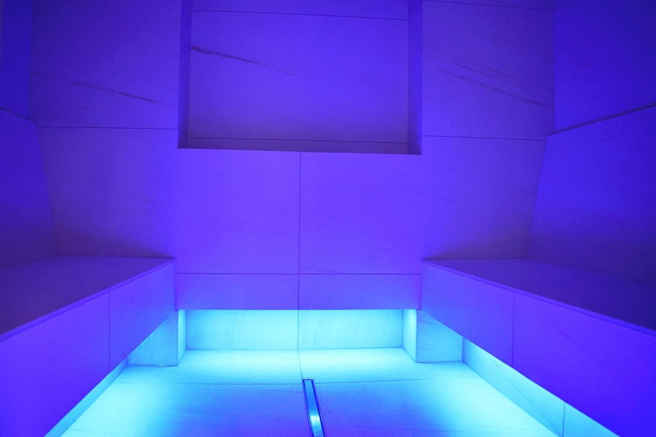 B&B Boutique Hotel Burgund 帕尔奇内斯 外观 照片