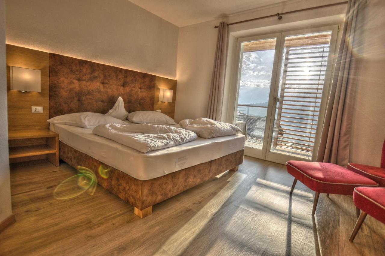 B&B Boutique Hotel Burgund 帕尔奇内斯 外观 照片
