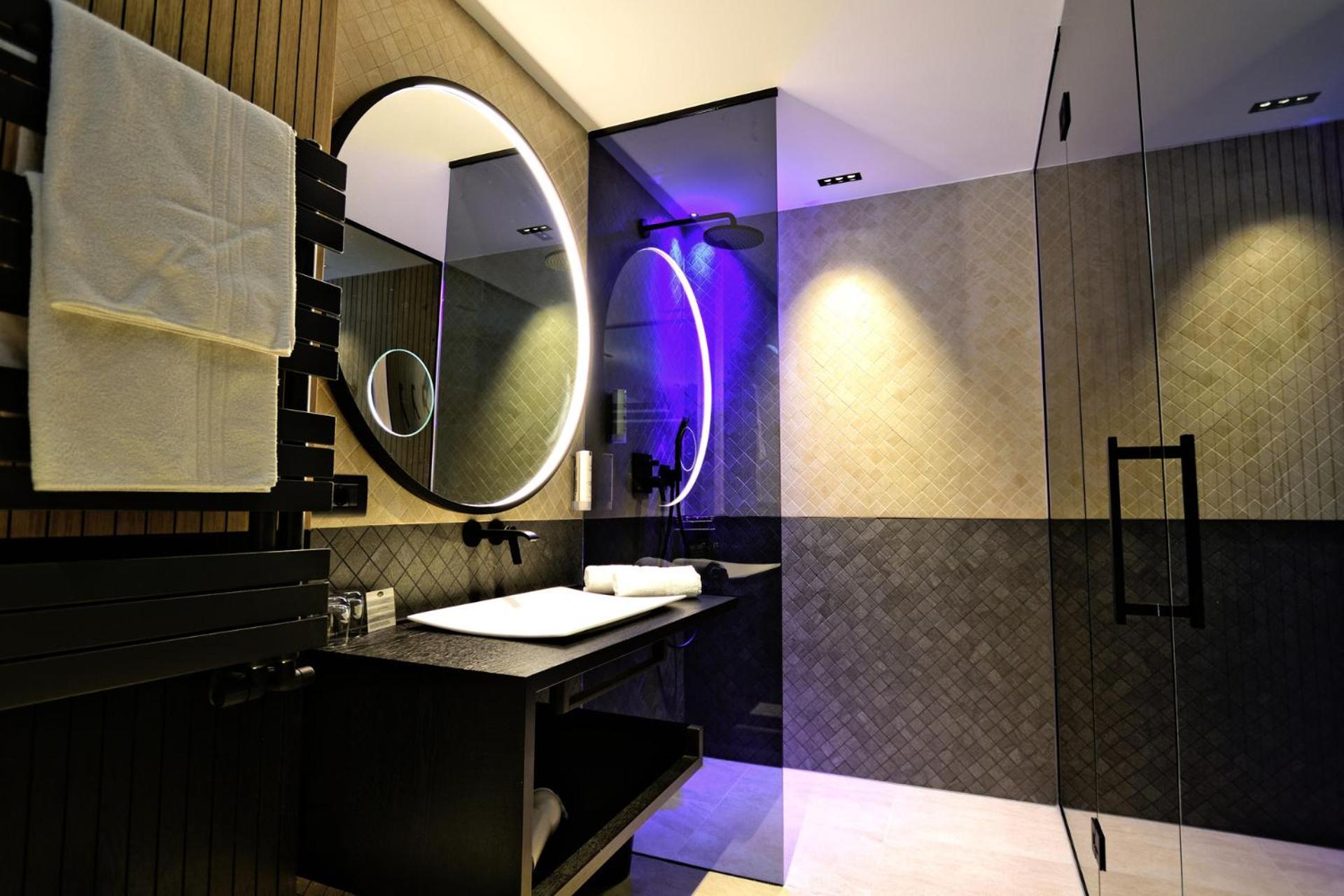 B&B Boutique Hotel Burgund 帕尔奇内斯 外观 照片