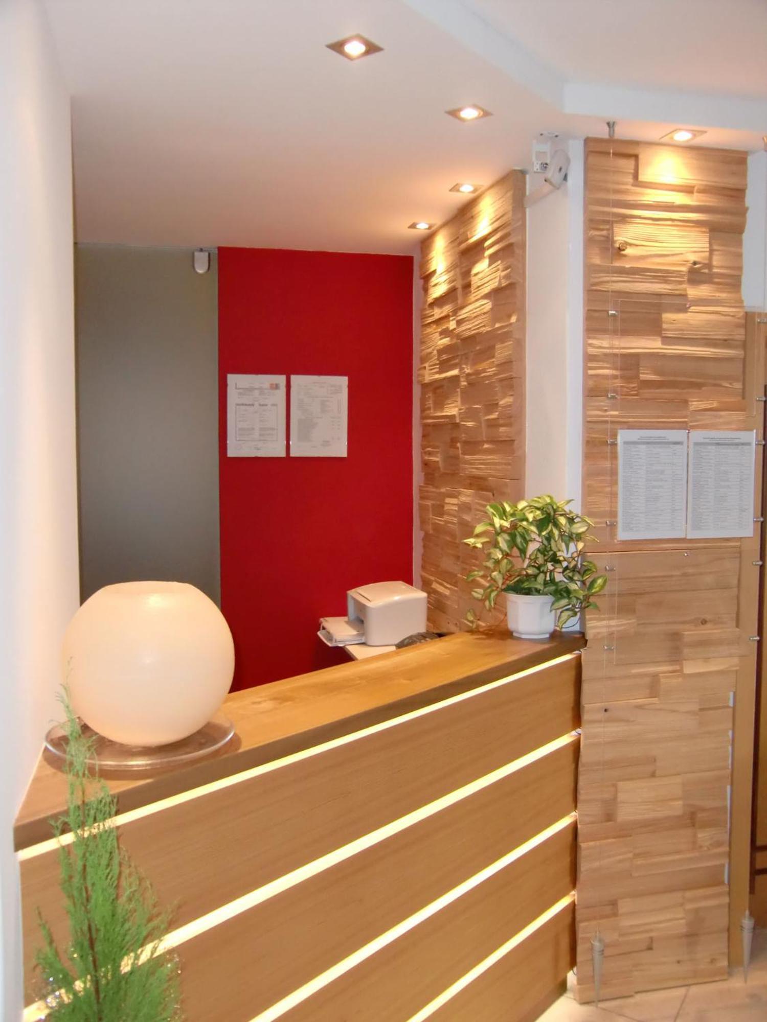 B&B Boutique Hotel Burgund 帕尔奇内斯 外观 照片