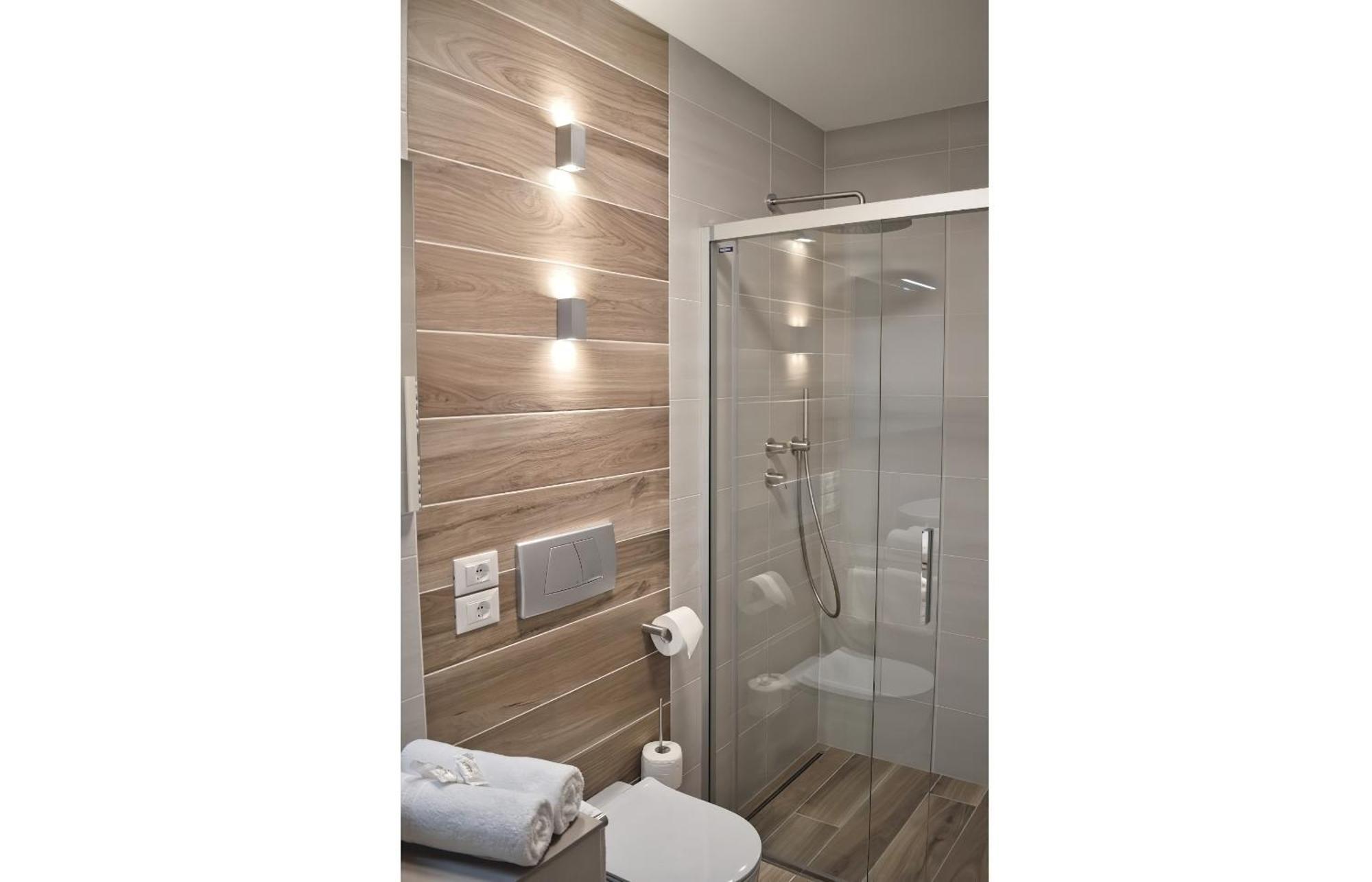 B&B Boutique Hotel Burgund 帕尔奇内斯 外观 照片