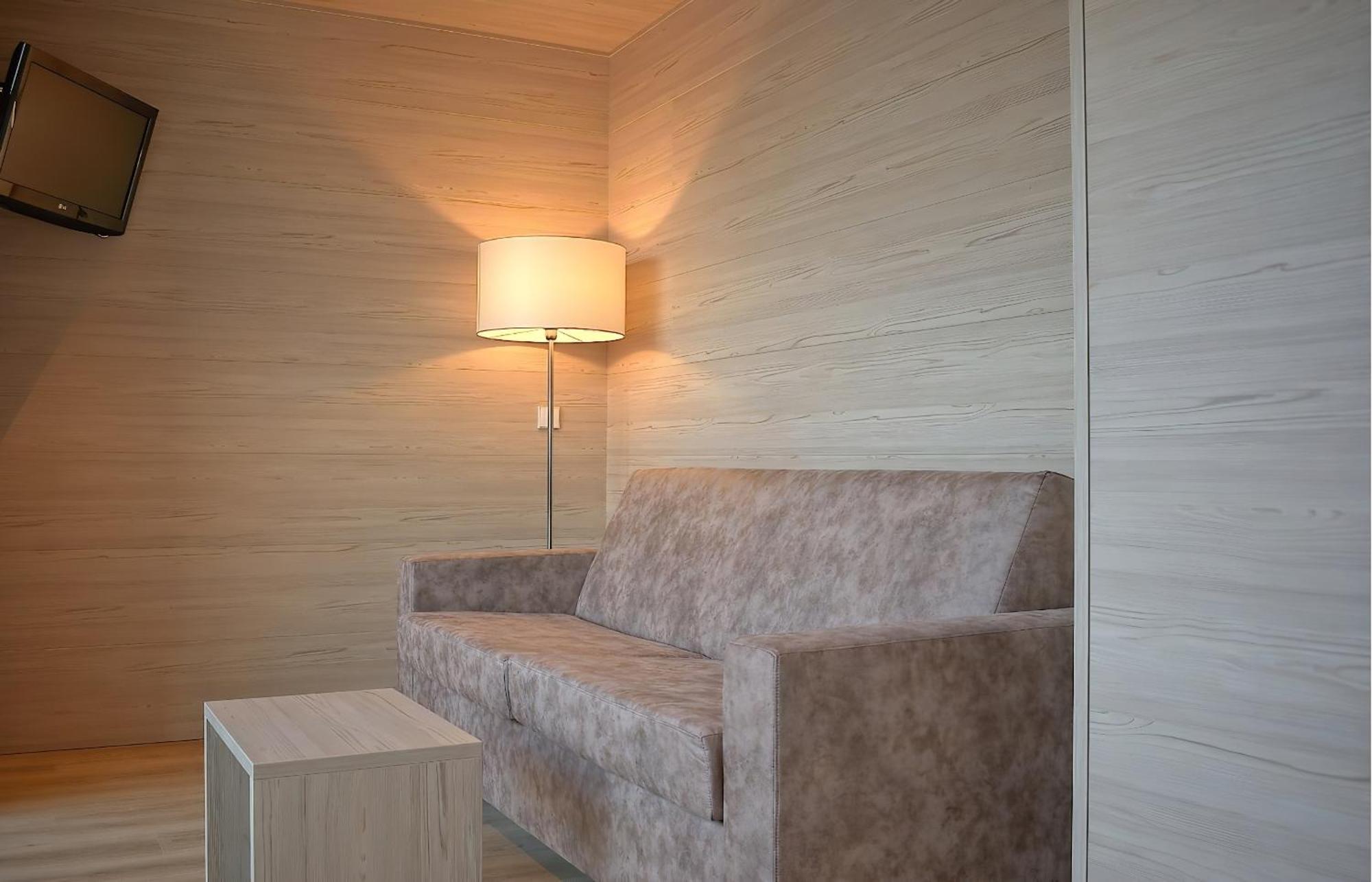 B&B Boutique Hotel Burgund 帕尔奇内斯 外观 照片