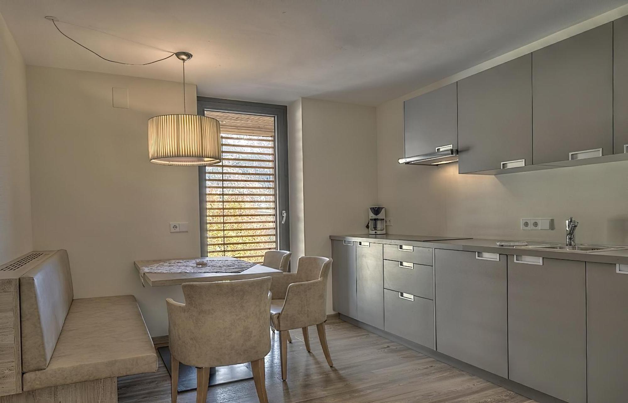 B&B Boutique Hotel Burgund 帕尔奇内斯 外观 照片
