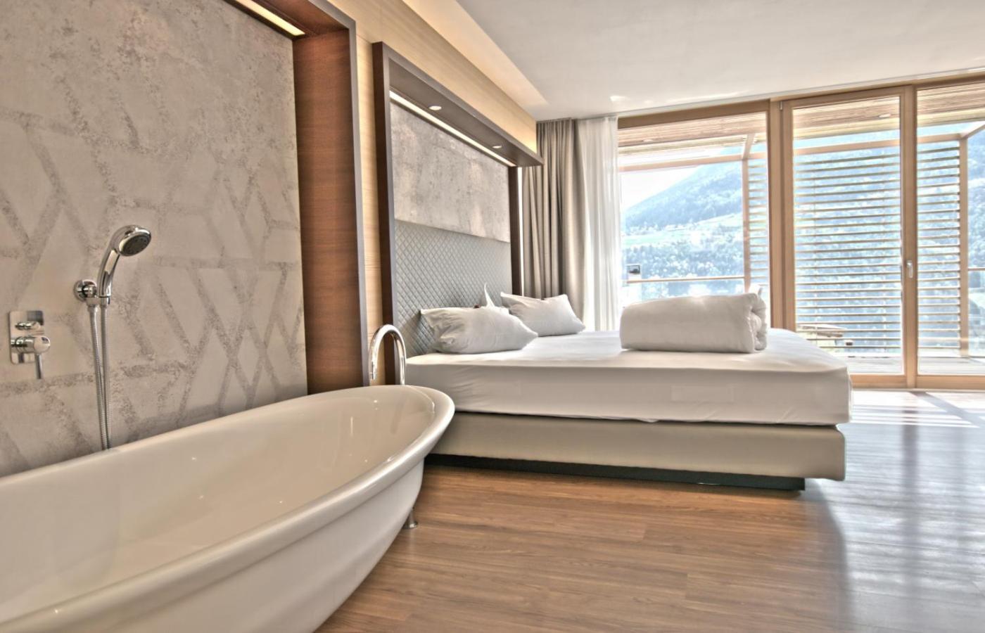B&B Boutique Hotel Burgund 帕尔奇内斯 外观 照片