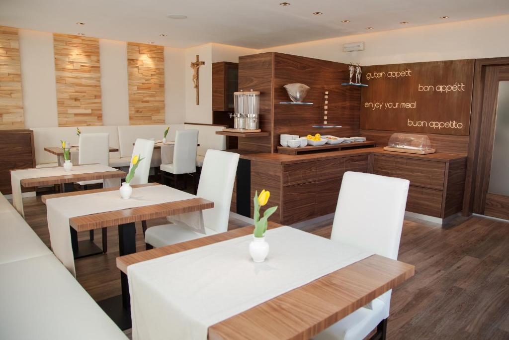 B&B Boutique Hotel Burgund 帕尔奇内斯 外观 照片